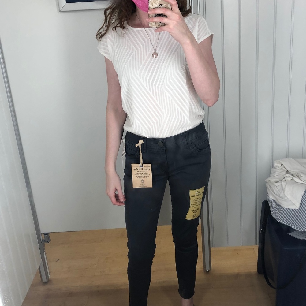 Tahari White Short Sleeve Top Size XS